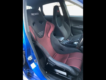 RECARO�i���J���V�[�g�j�@SUBARU�@�C���v���b�T�@WRX sti�@GVB�@�Ɂ@RECARO�i���J���j�@RS-G�@GK�@BK/RED�@����