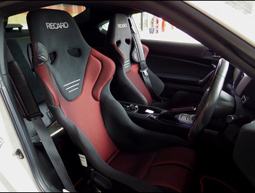 RECARO�i���J���V�[�g�j�@SUBARU�@BRZ�@ZC6�i2012�N�j�@�Ɂ@���J���@RS-G�@GK�@BK/RED�@���@SR-6�@GK100S�@BK/RED�@����