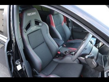 SUBARU�@WRX�@STI�@VAB�iD�^�j�@�i2017�N/9���j�@�Ɂ@RECARO�i���J���j�@SR-7�@Lassic�@�V�[�g�q�[�^�[�t���@BK�@����