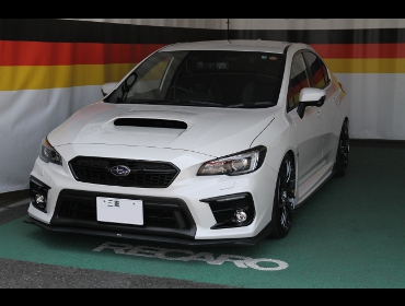 SUBARU�@WRX�@S4�@VAG�i2017�N�j�@�Ɂ@RECARO�i���J���j�V�[�g����