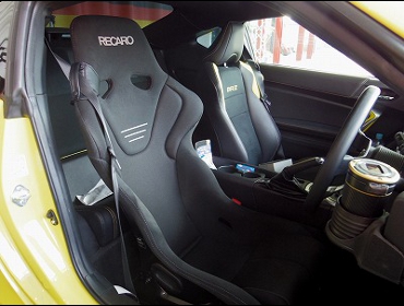 RECARO�i���J���V�[�g�j�@SUBARU�@BRZ�@ZC6�@�Ɂ@RECARO�i���J���j�@RS-G�@GK�@BK/BK�@����