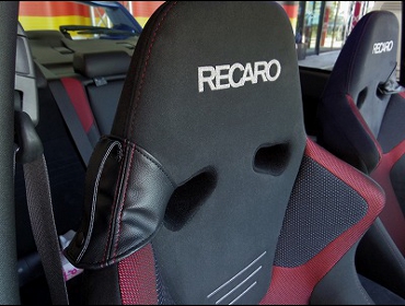 RECARO�i���J���V�[�g�j�@SUBARU�@WRX�@STI�@VAB�i2003�N�j�@�Ɂ@RECARO�i���J���j�@SR-6�@GK100S�@BK/RED�@�~2�r�@����
