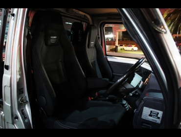 RECARO�i���J���V�[�g�j�@SUBARU�@�T���o�[�g���b�N�@TT1�@�Ɂ@RECARO�i���J���j�@LX-F�@TR�@NN�@�A�[�����X�g�t���@�~���E�@����
