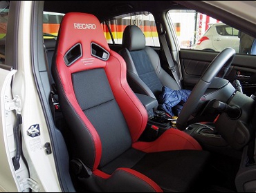RECARO�i���J���V�[�g�j�@SUBARU�@WRX�@S4�@�Ɂ@RECARO�i���J���j�@SR-7�@Lassic�@RED�@�V�[�g�q�[�^�[�t���@����