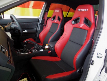 SUBARU�@WRX�@STi�@RA-R�@VAB�i2019�N�j�@�Ɂ@RECARO�i���J���j�@SR-7�@Lassic�@RED�@���@SR-7F�@Lassic RED�@����