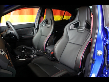 SUBARU�@WRX�@STi Type RA-R�@VAB�i2018�N�j�@�Ɂ@RECARO�i���J���j�@�X�|�[�c�X�^�[LL100H���U�[SE�@BK���U�[�@�o�b�N�J�[�{���V�F���@�~���E�@����