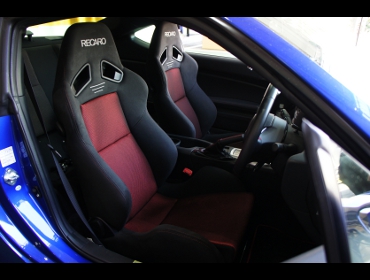 SUBARU�@BRZ�@ZC6�i2017�N�j�@�Ɂ@RECARO�i���J���j�@SR-7�@GK100�@BK/RED�@���@SR-7F�@GK100�@BK/RED�@����
