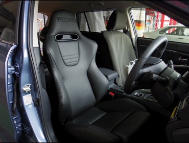 RECARO�i���J���V�[�g�j�@SUBARU�@�����H�[�O�i2017�N�j�@�Ɂ@RECARO�i���J���j�@�X�|�[�cJC�@BK�@����