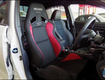 RECARO�i���J���V�[�g�j�@SUBARU�@WRX�@S4�@VAG�i2017�N�j�@�Ɂ@RECARO�i���J���j�@SR-7�@�A�h�o���X�G�f�B�V����2019�@RED�@����