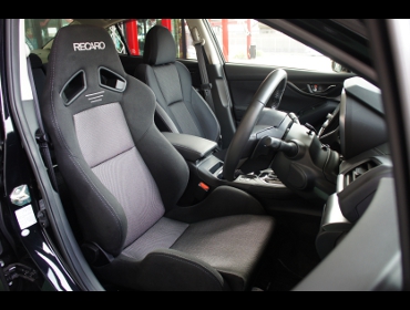 RECARO�i���J���V�[�g�j�@SUBARU�@�C���v���b�T�@GK7�i2017�N�j�@�Ɂ@RECARO�i���J���j�@SR-7�@GK100�@BK/SIL�@����