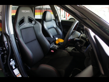 SUBARU�@���K�V�BB4�@BL5�i2008�N�j�@�Ɂ@RECARO�i���J���j�@SR-7�@Lassic BK�@�V�[�g�q�[�^�[�t���@����