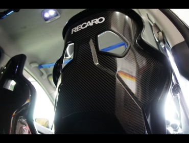 SUBARU�@�����H�[�O�@VM4�i2015�N�j�@�Ɂ@RECARO�i���J���j�@PRO�@RACER�@RMS�@2600A�@����