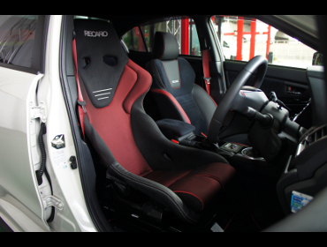 SUBARU�@WRX�@STI�@VAB�i2018�N�j�@�Ɂ@RECARO�i���J���j�@TS-G�@GK�@BK/RED�@�V�[�g�q�[�^�[�t���@����