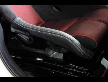 SUBARU�@WRX�@STI�@VAB�i2018�N�j�@�Ɂ@RECARO�i���J���j�@TS-G�@GK�@BK/RED�@�V�[�g�q�[�^�[�t���@����