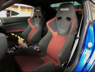SUBARU�@BRZ�@ZC6�i2019�N�j�@�Ɂ@RECARO�i���J���j�@SR-6�@GK100S�@BK/RED�@�V�[�g�q�[�^�[�t���@�~���E�@����