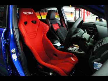 SUBARU�@WRX�@STI�@VAB�i2017�N�j�@�Ɂ@RECARO�i���J���j�@RS-GS�@RED�@����