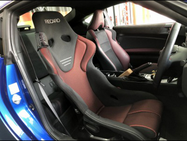 SUBARU�@BRZ�@ZC6�i2018�N�j�@�Ɂ@RECARO�i���J���j�@RS-G�@GK�@BK/RED�@�V�[�g�q�[�^�[�t���@����