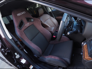 SUBARU�@�A�E�g�o�b�N�@BRF�i2014�N�j�@�Ɂ@RECARO�i���J���j�@SR-7�@GU100H�@�u���E���@�V�[�g�q�[�^�[�t���@����