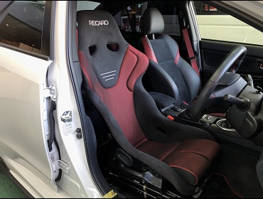 SUBARU�@WRX�@STI�@VAB�i2018�N�j�@�Ɂ@RECARO�i���J���j�@RS-G�@GK�@BK/RED�@�V�[�g�q�[�^�[�t�@����