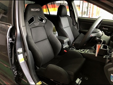 SUBARU�@WRX�@S4�@VAG�i2019�N�j�@�Ɂ@RECARO�i���J���j�@SR-7�@GK100�@BK/BK�@����