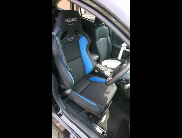 SUBARU�@�����H�[�O�@�Ɂ@RECARO�i���J���j�@SR-7�@�A�h�o���X�G�f�B�V�����@�u���[�@����