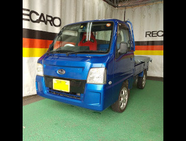 SUBARU�@�T���o�[�g���b�N�@TT1�i2009�N�j�@�Ɂ@RECARO�i���J���j�@SR-7F�@KK100�@RED�@����