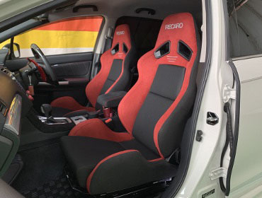 SUBARU�@�����H�[�O�@F20A�i2017�N�j�@�Ɂ@RECARO�i���J���j�@SR-7�@GU100H�@RED�@�V�[�g�q�[�^�[�t���@�~���E�@����