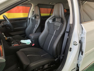 SUBARU�@�A�E�g�o�b�N�@BS9�i2017�N�j�@�Ɂ@RECARO�i���J���j�@�X�|�[�c�X�^�[�@CL210H�@BK�@���@�N���X�X�|�[�c�X�^�[�@CL210H�@BK�@����