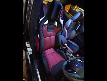 SUBARU�@WRX�@STI�@VAB�i2018�N�j�@�Ɂ@RECARO�i���J���j�@�X�|�[�c�X�^�[�@GK100H�@BK/RED�@����