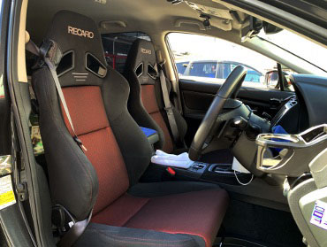 SUBARU�@�����H�[�O�@VM4�i2019�N�j�@�Ɂ@RECARO�i���J���j�@SR-7F�@GK100�@BK/RED�@�~���E�@����