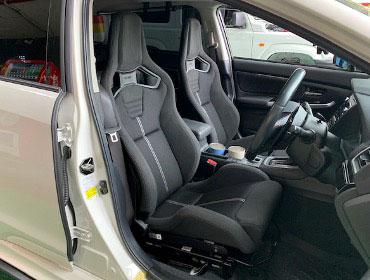 SUBARU�@�����H�[�O�@VMG�i2019�N�j�@�Ɂ@RECARO�i���J���j�@�X�|�[�c�X�^�[GK100H�@BK�@���@�N���X�X�|�[�c�X�^�[GK100H�@BK�@����