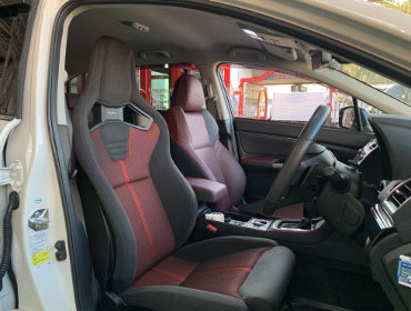 SUBARU�@�����H�[�O�@VM�i2019�N�j�@�Ɂ@RECARO�i���J���j�@�N���X�X�|�[�c�X�^�[GK100�@BK/RED�@����