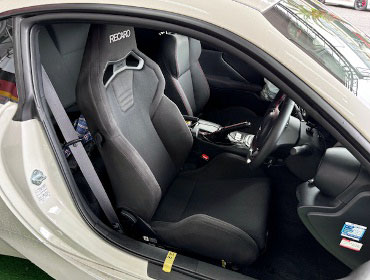 SUBARU�@BRZ�@ZD8�i2023�N�j�@�Ɂ@RECARO�i���J���j�@SR-S�@BK100�@BK/BK�@����