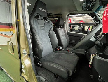 SUBARU�@�T���o�[�f�B�A�X�@S710B�i2022�N�j�@�Ɂ@RECARO�i���J���j�@SR-C�@UT100�@A/R�@BK�@�A�[�����X�g�t���@����