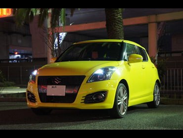 SUZUKI�@�X�C�t�g�@ZC32S