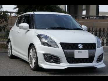 SUZUKI�@�X�C�t�g�X�|�[�c�@ZC32S��RECARO�i���J���j�V�[�g����