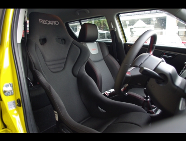 RECARO�i���J���V�[�g�j�@SUZUKI�@�X�C�t�g�X�|�[�c�@ZC32S��RECARO�i���J���j�@RS-G SK2 BK/BK�@����