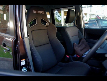 RECARO�i���J���V�[�g�j�@SUZUKI�@�\���I�@G4��RECARO�i���J���j�@SR-7F SK100�@BK�@�q�[�^�[�t���@����