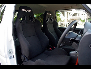 RECARO�i���J���V�[�g�j�@SUZUKI�@�W���j�[�@JB23�Ƀ��J���@SR-7�@KK100�@BK�@���@SR-7F�@KK100�@BK�@����