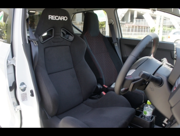 RECARO�i���J���V�[�g�j�@SUZUKI�@�A���g�@HA36S�Ƀ��J���@SR-7 KK100�@BK�@����