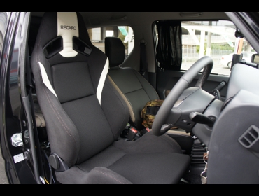 RECARO�i���J���V�[�g�j�@SUZUKI�@�W���j�[�@JB23�Ƀ��J���@SR-7 LassicH�i�V�[�g�q�[�^�[�t���j���@����