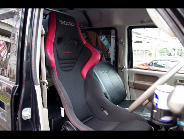 RECARO�i���J���V�[�g�j�@SUZUKI�@�G�u���B�@DA64V�Ɍ���RS-G �X�[�p�[�V���^���NNU�@����