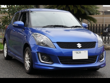 SUZUKI�@�X�C�t�g�@ZC72S��RECARO�i���J���j�V�[�g����