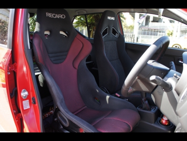 RECARO�i���J���V�[�g�j�@SUZUKI�@�A���g���[�N�X�@HA36S�Ƀ��J���@RS-G SK2 BK/RED�@����