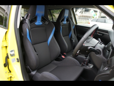 RECARO�i���J���V�[�g�j�@SUZUKI�@�X�C�t�g�X�|�[�c�@ZC32S�Ƀ��J���@SR-7�@Lassic  BL/BL�@���@SR-7F Lassic BL/BL�@����