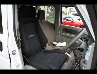 RECARO�i���J���V�[�g�j�@SUZUKI�@�G�u���B�@DA17V�Ƀ��J���@�G���S���hMV�@BK�@����
