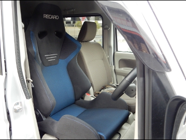 RECARO�i���J���V�[�g�j�@SUZUKI�@�G�u���B�@DA17V��SR-6�@GK100S�@BK/BL�@����