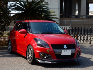 SUZUKI�@�X�C�t�g�X�|�[�c�@ZC32S��RECARO�i���J���j�V�[�g����