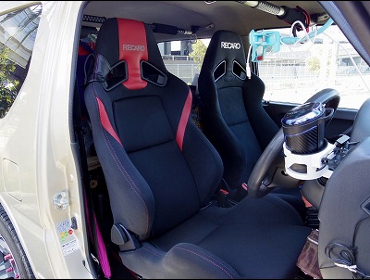 RECARO�i���J���V�[�g�j�@SUZUKI�@�W���j�[JB23�@7�^�Ƀ��J���@SR-7�@���V�b�NRED�@���@SR-7F KK100 BK�@����