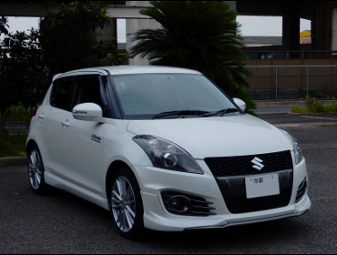 SUZUKI�@�X�C�t�g�X�|�[�c�@ZC32S��RECARO�i���J���j�V�[�g����